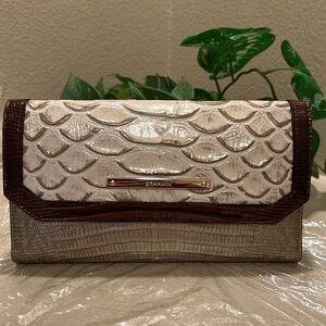 Brahmin Soft Checkbook Ray Artemis’s leather wallet NWT